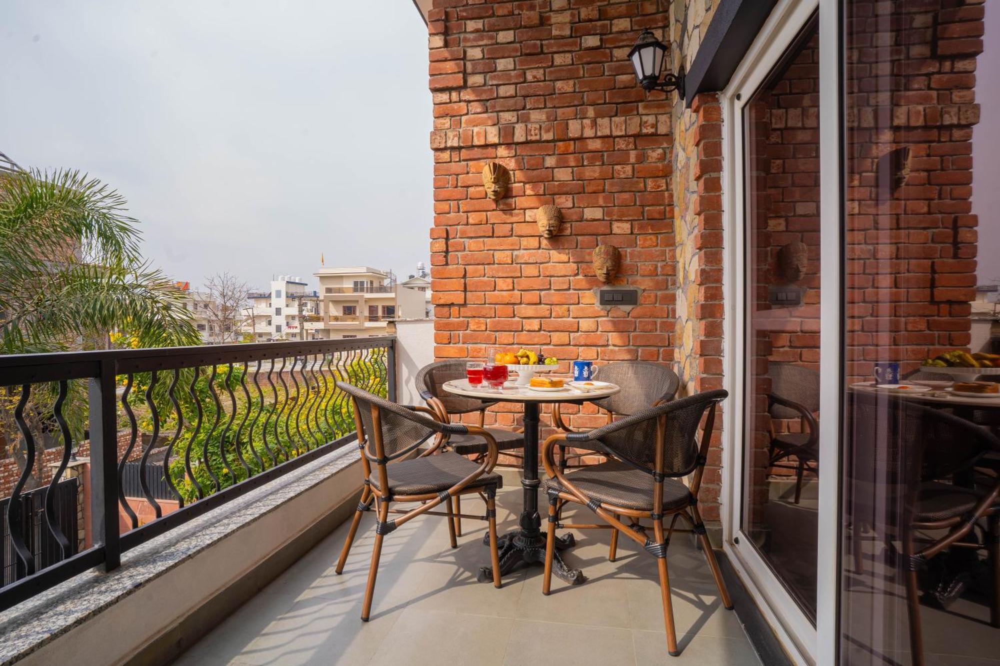 Hostie Vaikuntha - 3Bhk Mountain Villa, Dehradoon 德拉敦 外观 照片